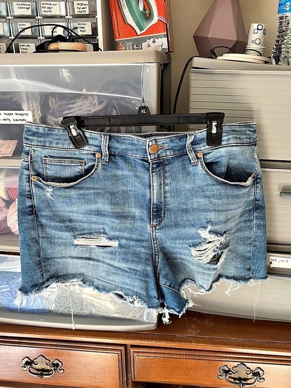 Universal Thread High Rise Midi Denim Shorts Distressed Blue XL